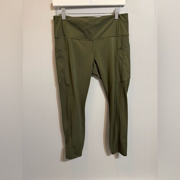 Athleta Ultimate Stash Tight - Picture 3 of 10